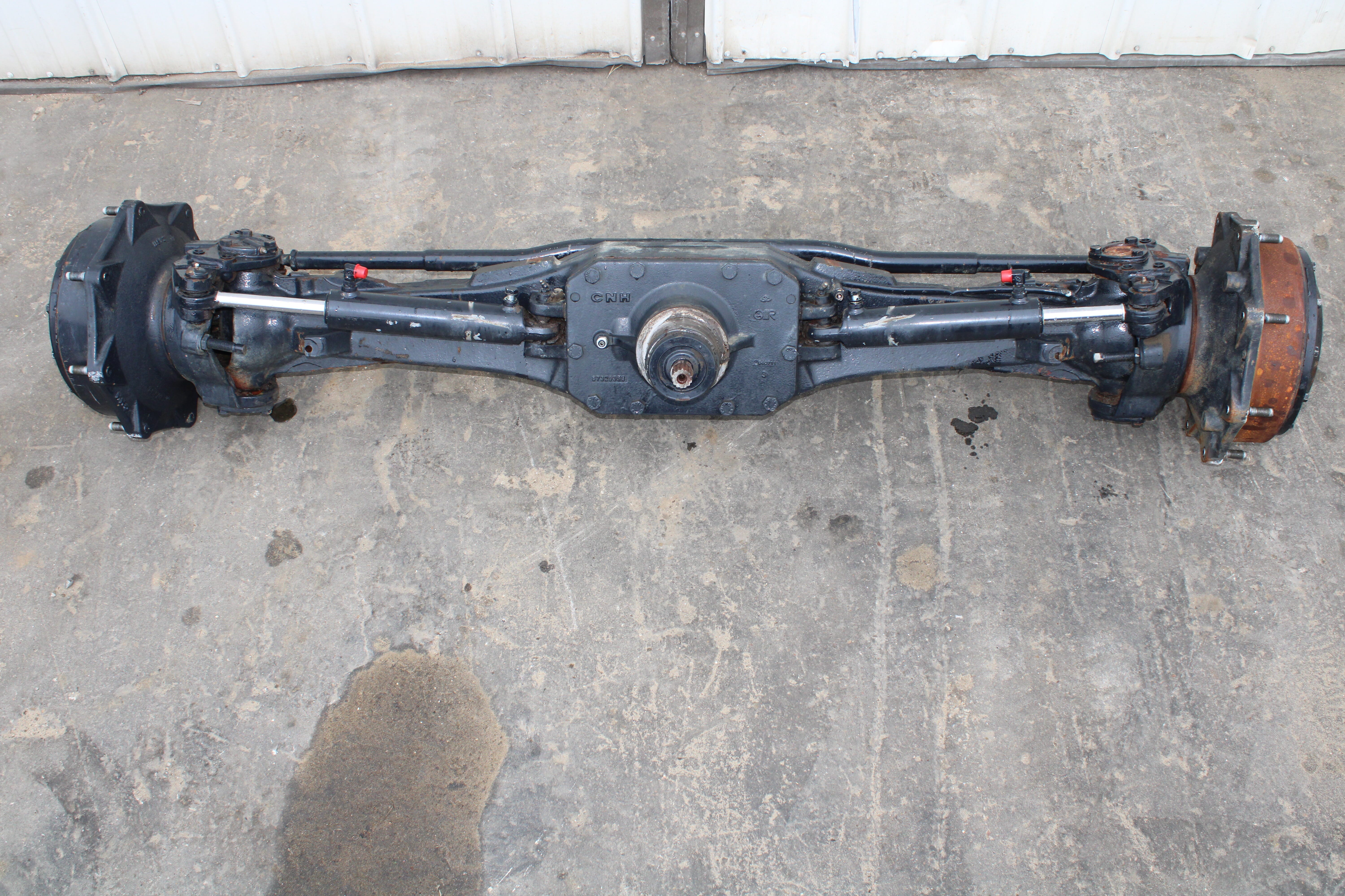 Used Live Front Axle for Case New Holland® Tractor, 87745935 Used Live Front Axle for Case New Holland® Tractor, 87745935