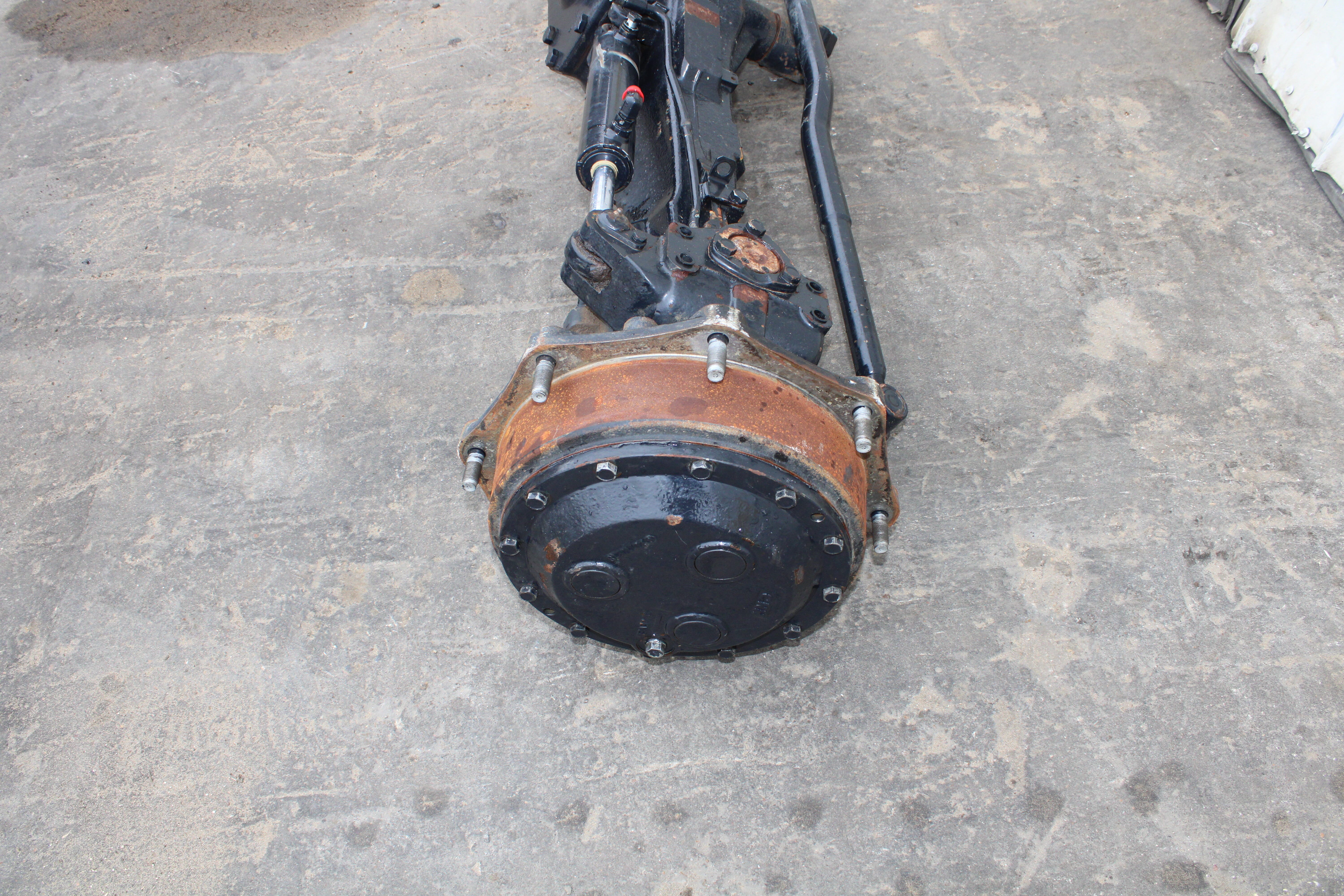 Used Live Front Axle for Case New Holland® Tractor, 87745935 Used Live Front Axle for Case New Holland® Tractor, 87745935